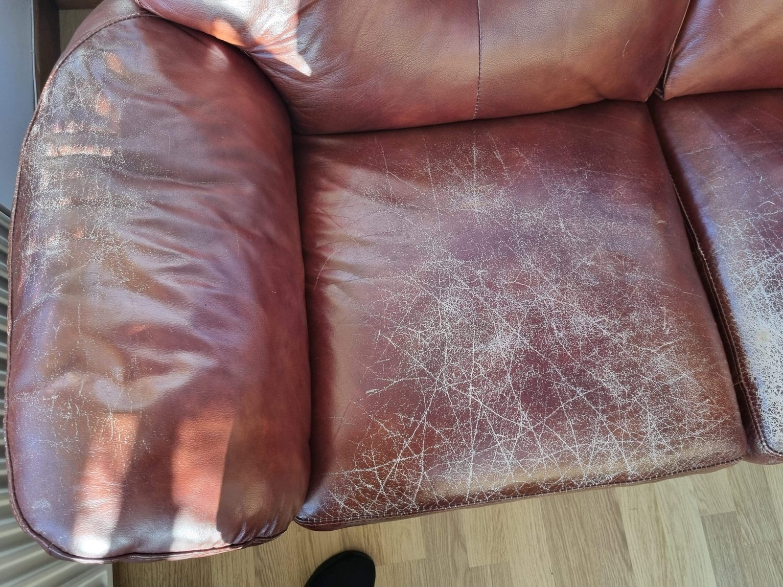 Leather Sofa Cleaning Tyne and Wear - Leather Care and repair